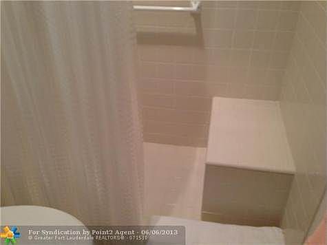 5th image of 4943 NW 54th Ct