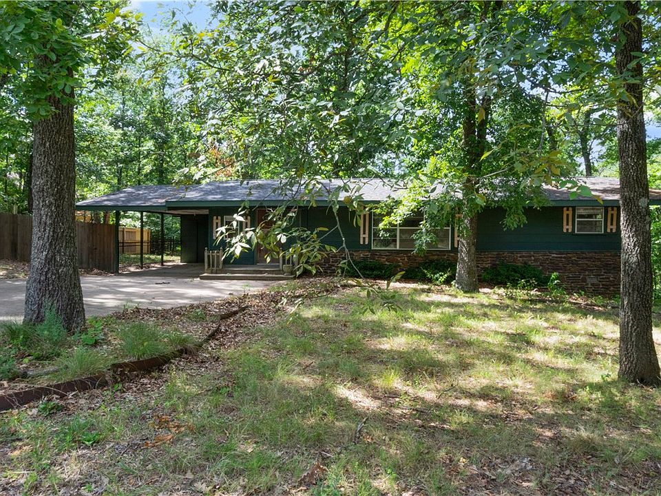 1st image of 17 Mildenhall Dr