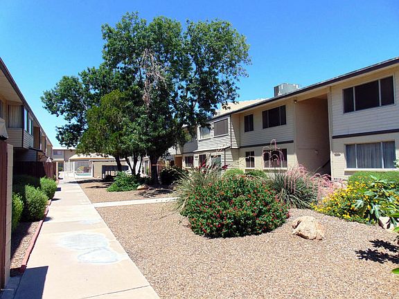 5th image of 2604 W Berridge Ln Unit 110