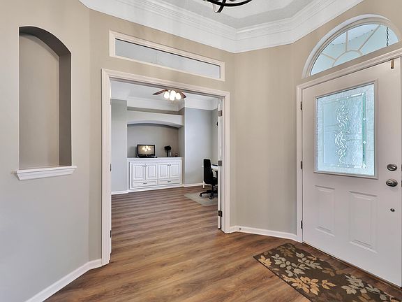 3rd image of 3817 W Glendale Ct
