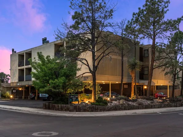 317 Palomas Dr NE, Albuquerque, NM 87108