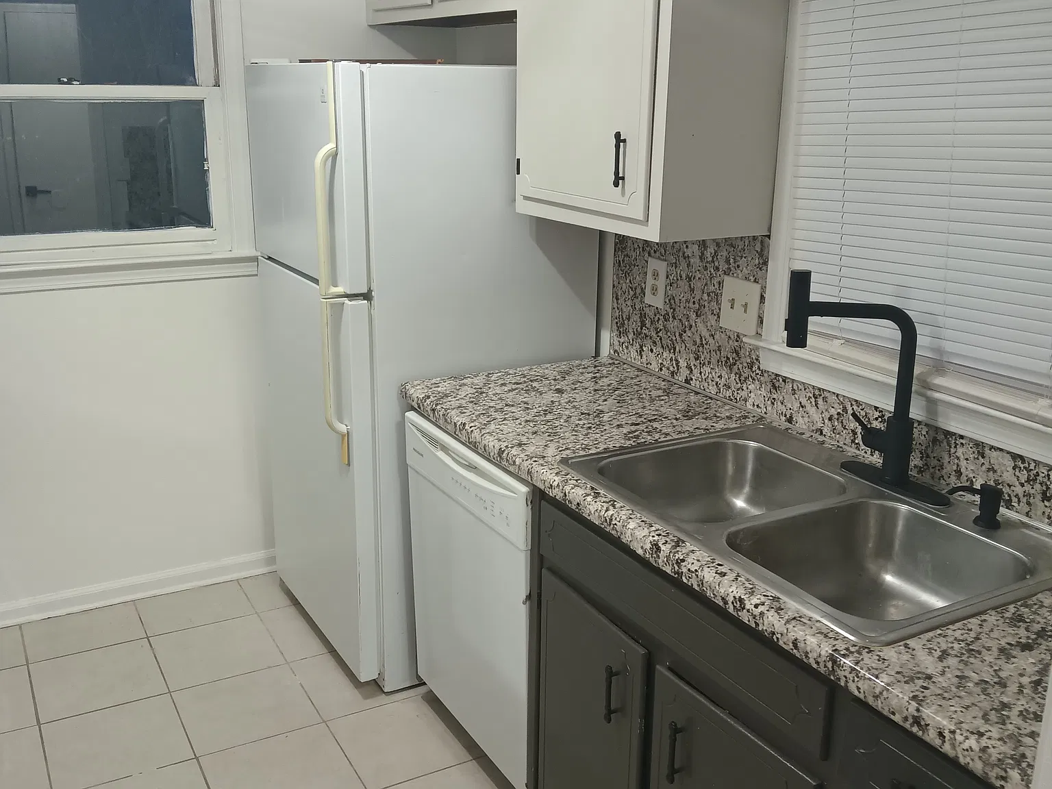2 bed, 2254 sqft, $1,250 — Photo 3