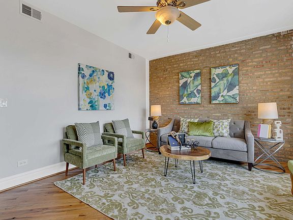 4th image of 3221 N California Ave APT 3