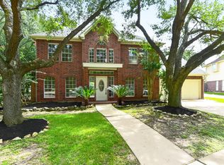 13903 Viewfield Ct, Houston, TX 77059