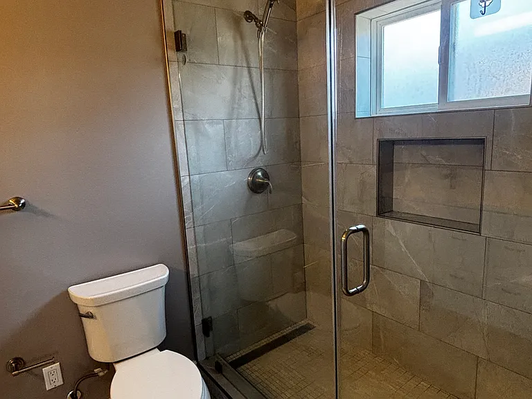 840 Civic Center Dr — Photo 25