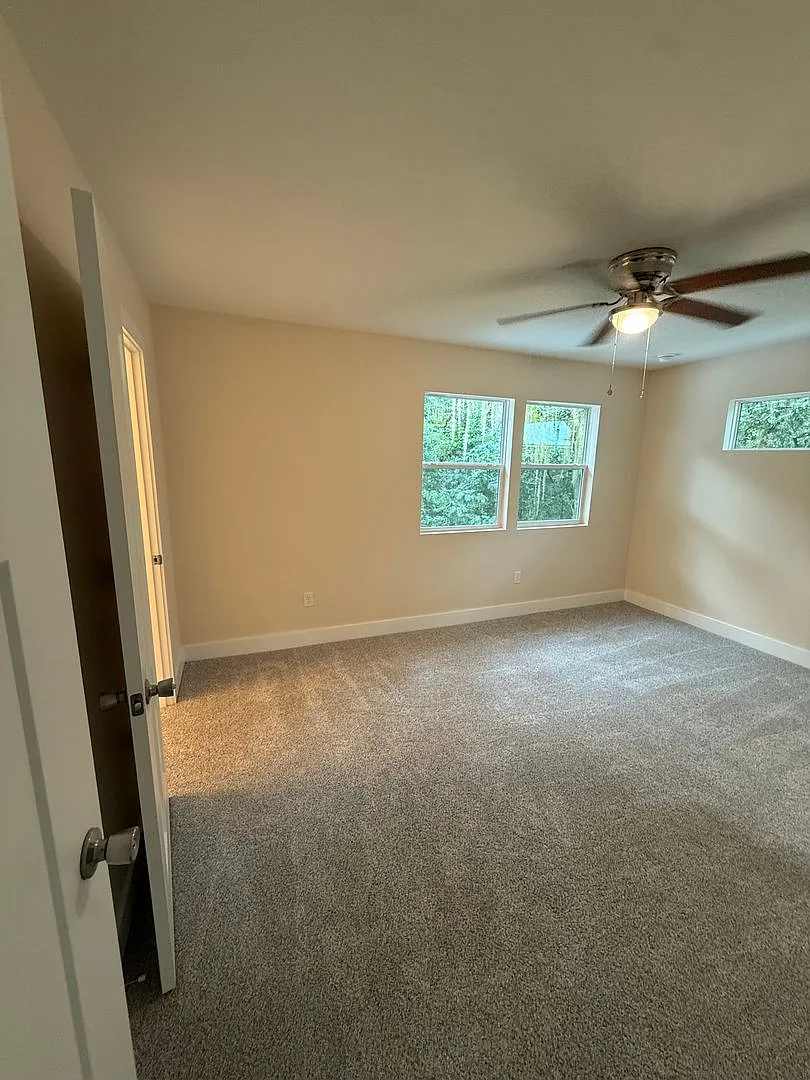 Private 1 Bed / 1 Bath In Modern 4/4 $700/Month **Brand New Construction** — Photo 2