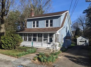 2068 Miller St, Stroudsburg, PA 18360