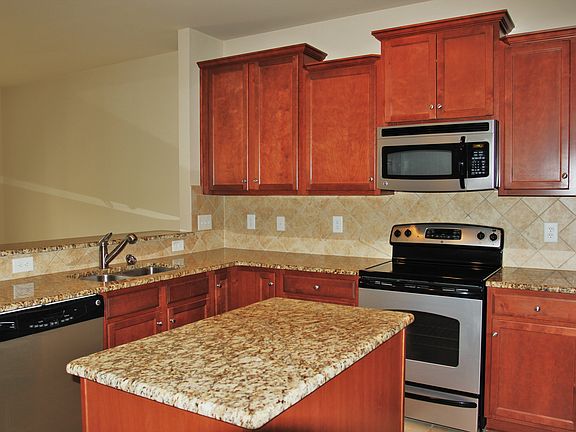 4th image of 6717 Old Magnolia Ln