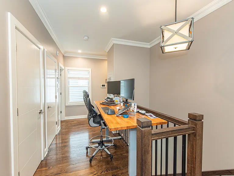 22 Thorne St #1 — Photo 12