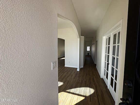 3rd image of 3163 Sarina Cir