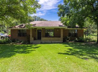 1000 Leaning Oak Dr, Tool, TX 75143