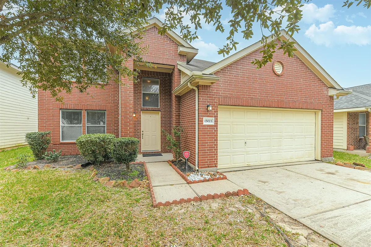 Building Photo - 15023 Roche Rock Dr