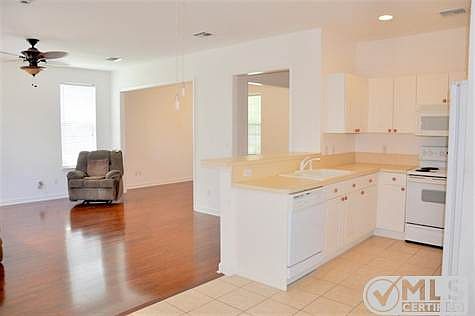 5th image of 3251 Stanhope Dr