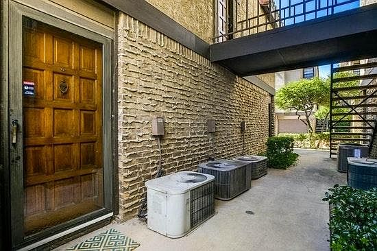 2nd image of 4800 Northway Dr APT 18B
