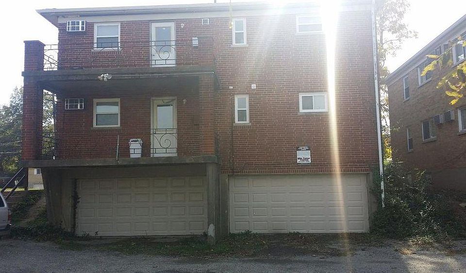 2nd image of 2568 Westwood Northern Blvd