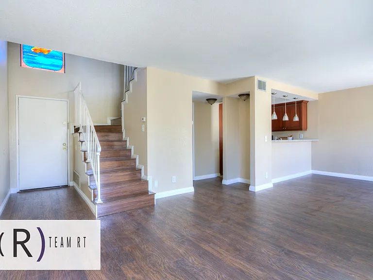 555 Azusa Ave #32 — Photo 2