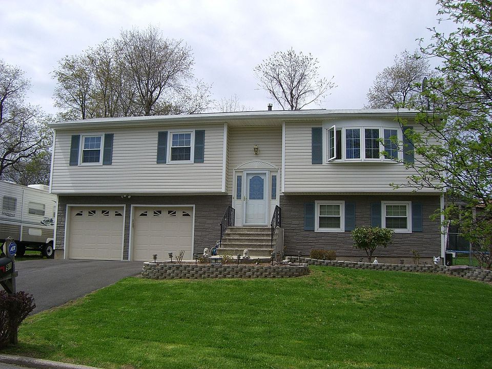 1st image of 91 Keats Dr