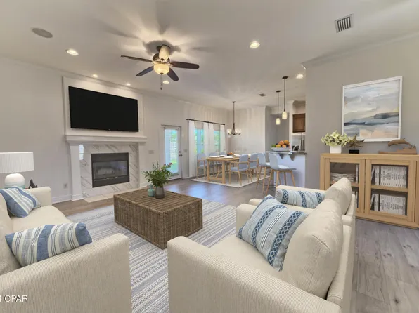 424 Hidden Island Dr, Panama City Beach, FL 32408