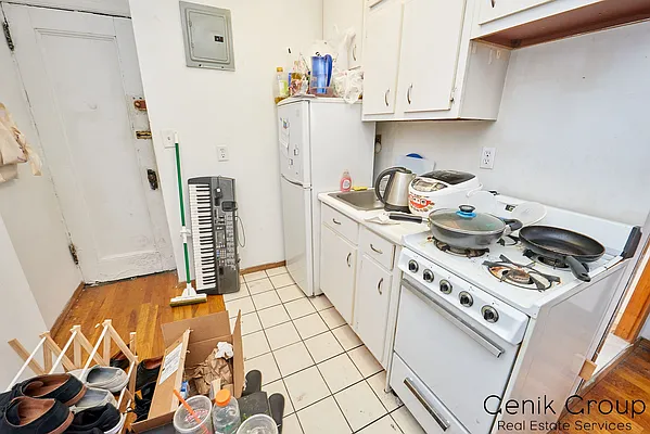 Rented by Genik Group Corp | media 13
