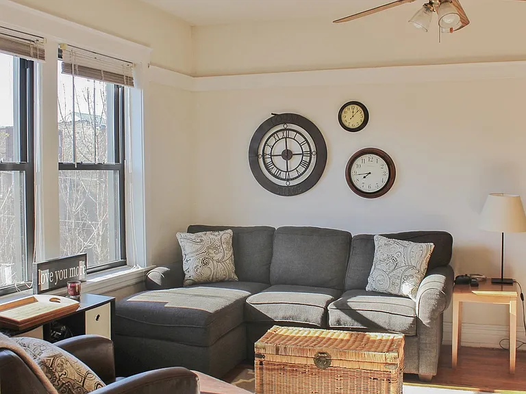 4844-46 N. Rockwell / 2604-12 W. Gunnison — Photo 37