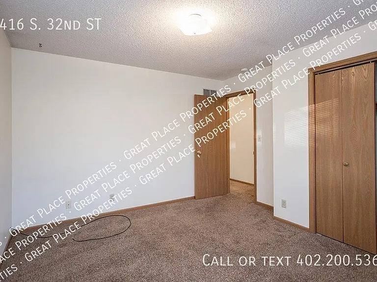 5416 S 32nd St — Photo 28