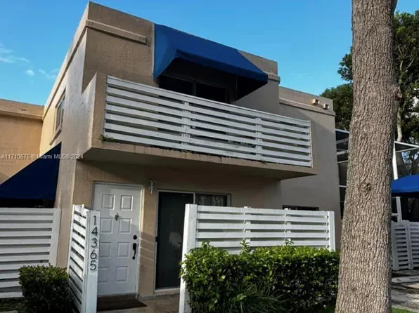 14365 SW 97th Ln, Miami, FL 33186