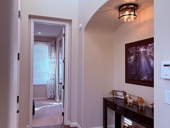 4th image of 5374 Bengali St
