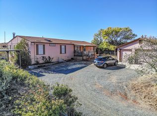 20941 E Valley View Ln, Mayer, AZ 86333