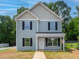 901 Howard Pl, High Point, NC 27262