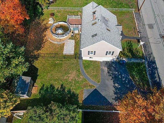 3rd image of 42 Bouchard Ave