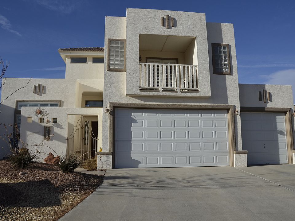 1st image of 4637 Loma Linda Cir