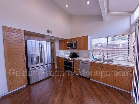 4th image of 6149 Caminito Del Oeste Subdivision Univers