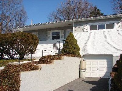 57 Barrington Rd, Yonkers, NY, 10708