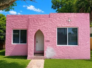 1154 W 25th St, Riviera Beach, FL 33404
