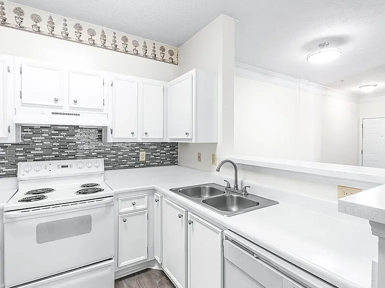 Fully Equipped Kitchen at Lake St James Apartments