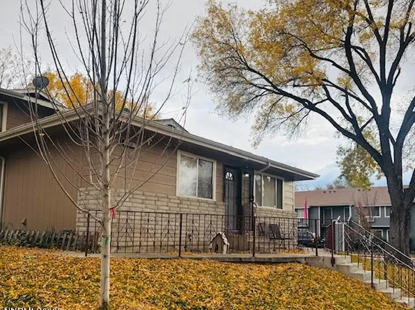 604 Oakwood Dr APT 1, Sparks, NV 89431