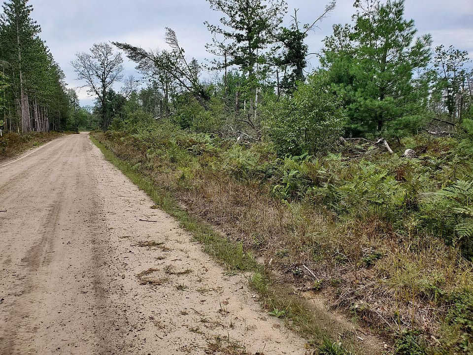 2nd image of Par 3 Nelson Rd