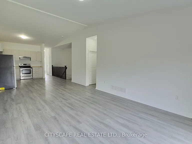 550 Grey St #28 — Photo 17