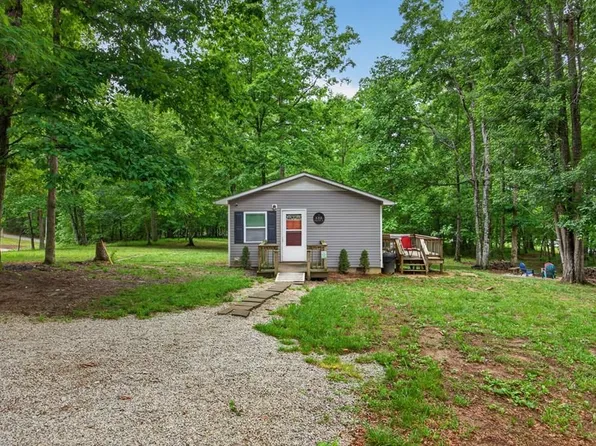 1211 Camp Belle Air Rd, Sparta, TN 38583