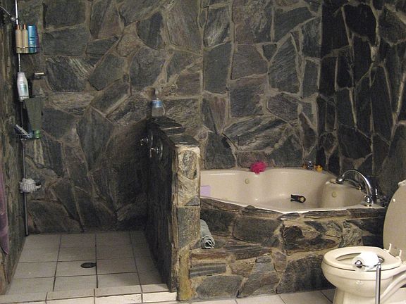 4th image of 7525 Lake Marsha Dr