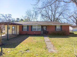 208 Dogwood Dr, Hartford, AL 36344