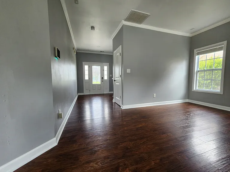 303 Wynbrookee Ln — Photo 6