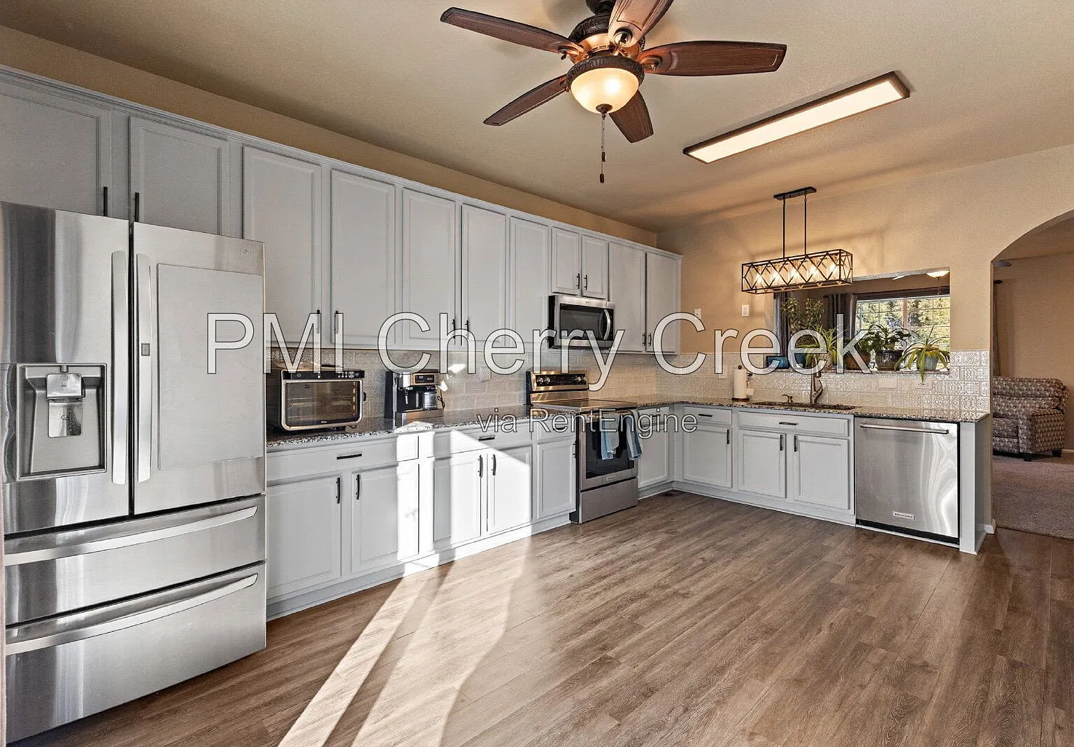 3 bed, 2.5 bath, 1582 sqft, $2,875 — Photo 3