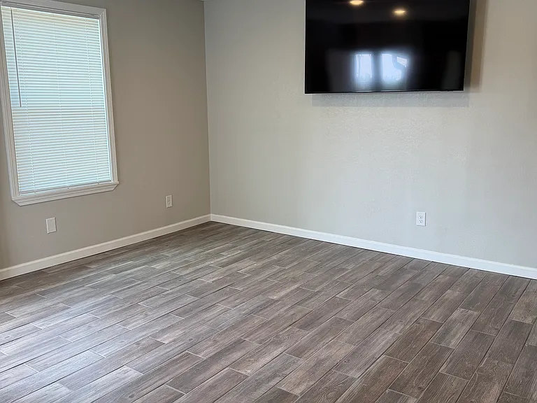 304 Lambuth Blvd #2 — Photo 4