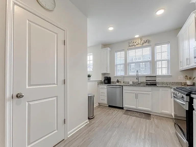 43659 Winterberry Way — Photo 13