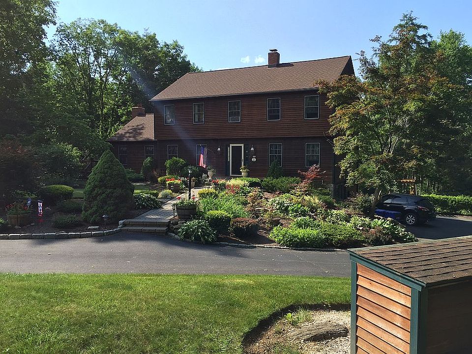 Beautifuly Landscaped