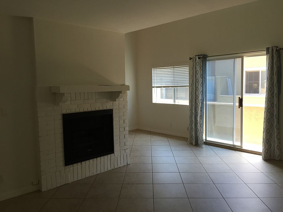 1st image of 3647 S Jasmine Ave #204