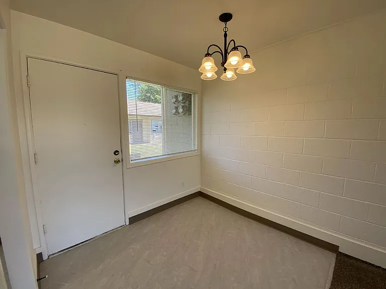 757 NE Alameda Ave — Photo 6