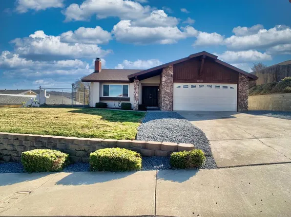 12503 Ridgeton Dr, Lakeside, CA 92040