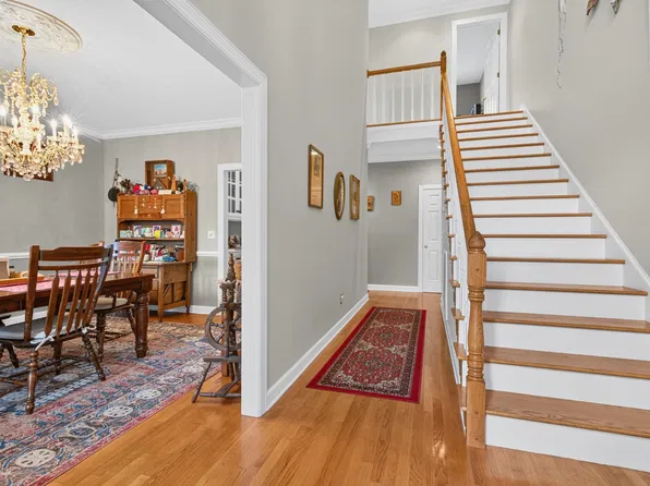 108 Fairways Blvd N, Tullahoma, TN 37388
